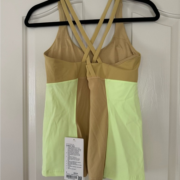 NWT Lululemon Energy Tank - Picture 5 of 6